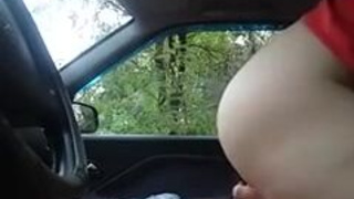 Сбегала за покупками, а на самом деле хуй сосет